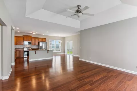 137 Dimaggio Dr, Springfield, TN 37172 photo 9