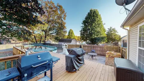 101 Baggett Ln, Dickson, TN 37055 photo 13