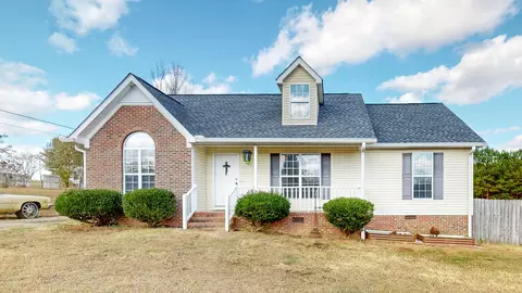 6 Merideth Lynn Rd, Fayetteville, TN 37334