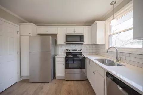 1103 Toddington Dr, Murfreesboro, TN 37130