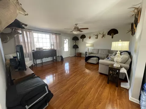 3775 Thomasville Rd, Chapmansboro, TN 37035 photo 3
