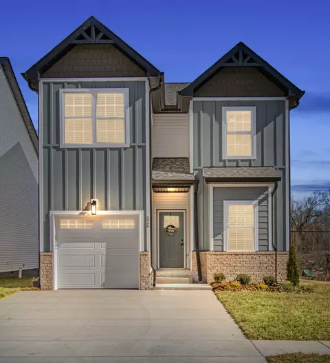 12 Charleston Cv, Clarksville, TN 37043