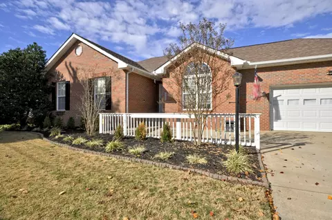 2344 Ellsworth Dr, Clarksville, TN 37043