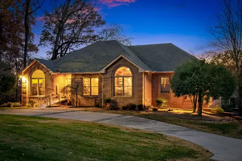 503 Trevino Trl, Springfield, TN 37172