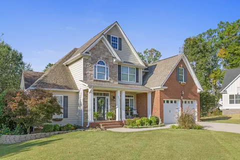 8622 Wading Branch Ct, Ooltewah, TN 37363