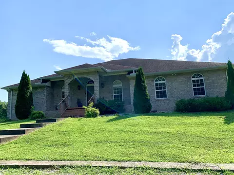 2340 Bearden Rd, Clarksville, TN 37043