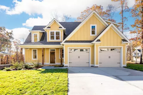 5070 Virginia Pine Rd, Signal Mountain, TN 37377