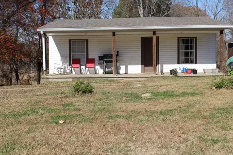 551 Palmyra Rd, Clarksville, TN 37040