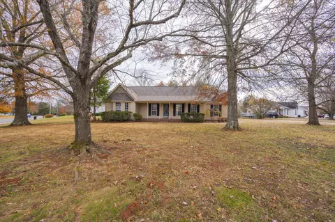1102 Esquire Ct, Murfreesboro, TN 37130