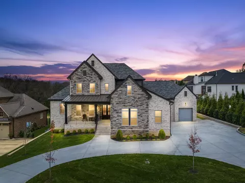 2305 Harts Landmark Dr, Franklin, TN 37069