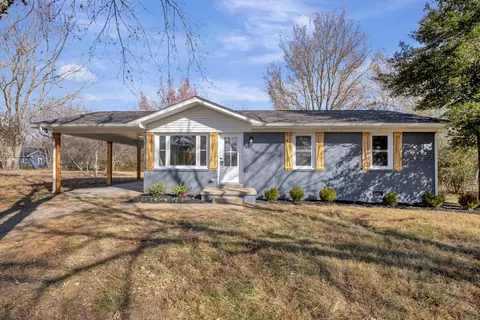 515 Cecil St, Lawrenceburg, TN 38464