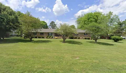 832 Kathy Cir, Gallatin, TN 37066