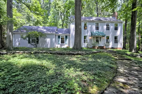 1603 Deerfield Dr, Clarksville, TN 37043
