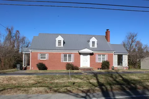 701 S Holly St, Monterey, TN 38574