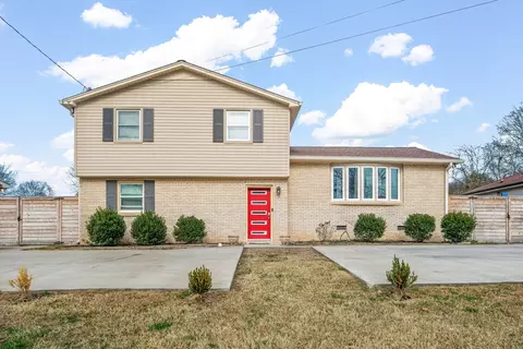 3853 Augusta Dr, Nashville, TN 37207