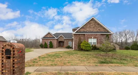 1996 Boyer Blvd, Clarksville, TN 37043
