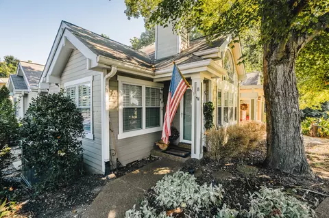129 Cherry Hill Dr #15B, Hendersonville, TN 37075
