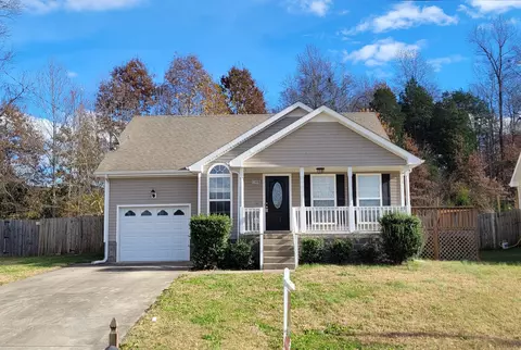 1008 Fuji Ln, Clarksville, TN 37040