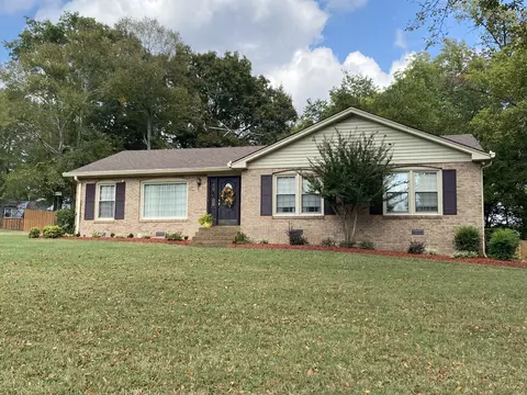 1813 Pocahontas Trl, Lebanon, TN 37087
