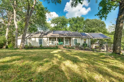 880 Hillhaven Ct, Nashville, TN 37220