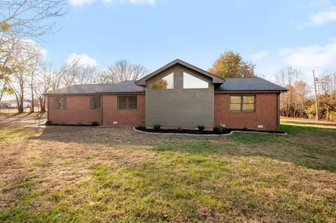 1109 Littleton Ranch Rd, Castalian Springs, TN 37031
