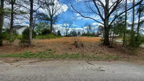 170 West Rd, Lawrenceburg, TN 38464