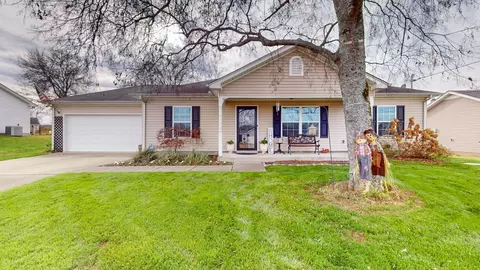 1310 Bairdscorner Dr, Murfreesboro, TN 37130