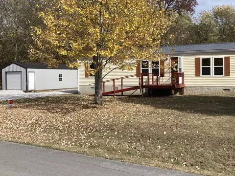 602 N Diagonal St, Decherd, TN 37324