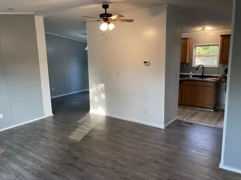 602 N Diagonal St, Decherd, TN 37324 photo 6