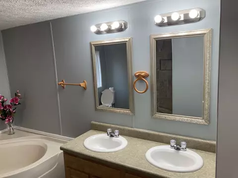 602 N Diagonal St, Decherd, TN 37324 photo 3