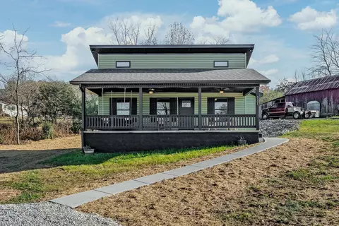 5221 Rickman Rd, Cookeville, TN 38506