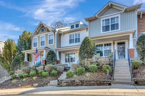 614 Flintlock Ct, Nashville, TN 37217