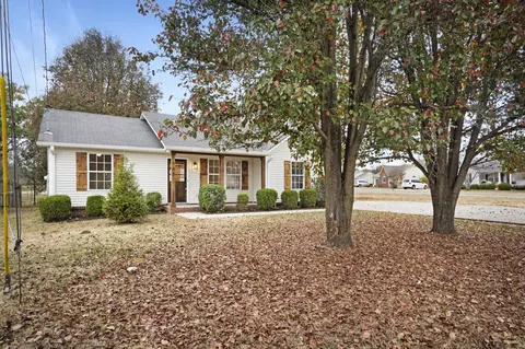 705 Mason Tucker Dr, Smyrna, TN 37167
