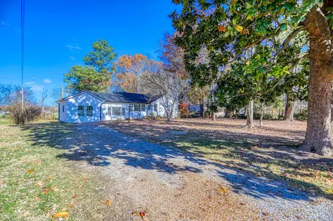 7510 Highway 52, Orlinda, TN 37141