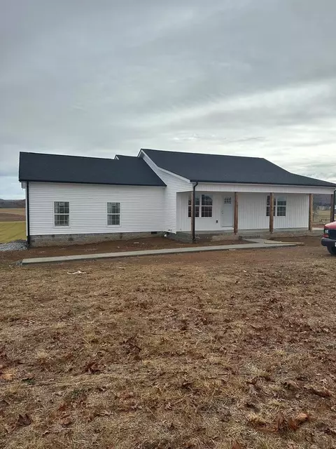 1719 Purvin Lollar Rd, Sparta, TN 38583
