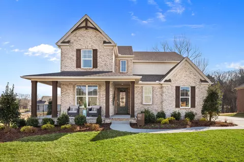 1061 River Oaks Blvd, Lebanon, TN 37090