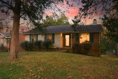 213 Township Dr, Hendersonville, TN 37075