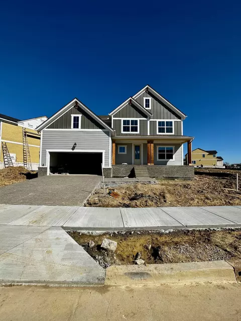 529 Blue Olive Dr, Smyrna, TN 37167