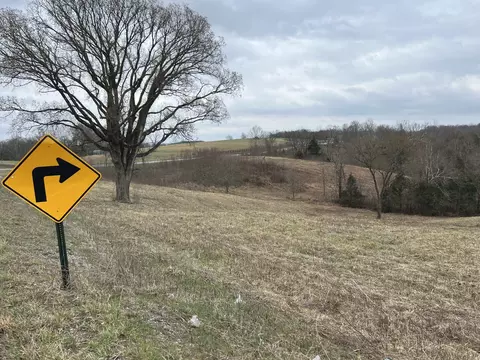 2420 Roberts Rd, Watertown, TN 37184