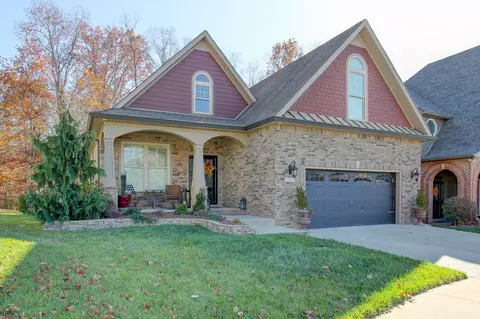 562 Summit View Cir, Clarksville, TN 37043