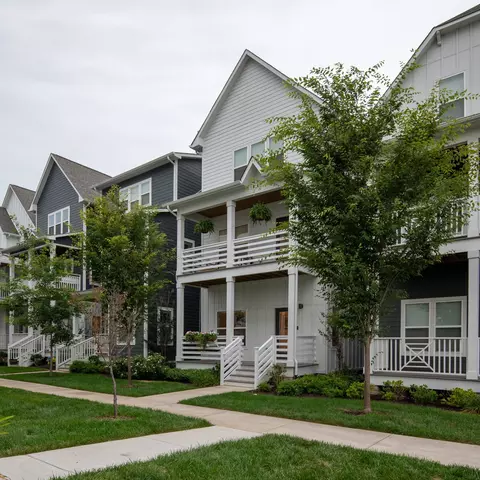 1633 54th Ave N #14, Nashville, TN 37209