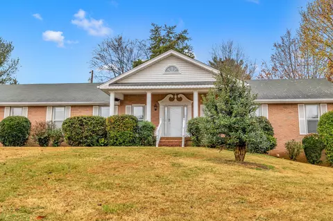 421 Haywood Ct N, Nashville, TN 37211