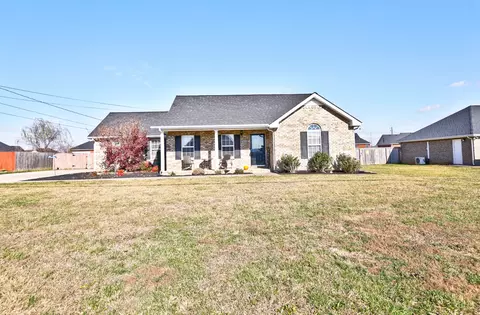 3011 Cliffside Dr, Christiana, TN 37037