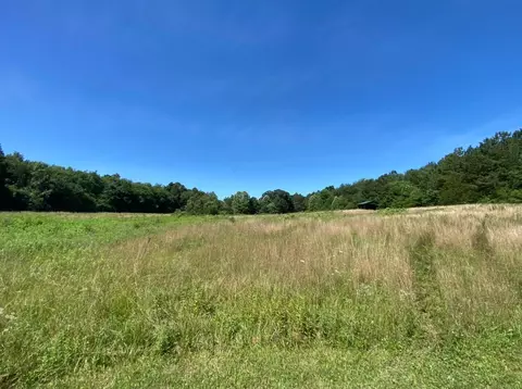 25 Charles Eaves Ln, Benton, TN 37307