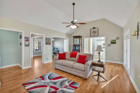 903 Nimbus Ln, Murfreesboro, TN 37127 photo 6