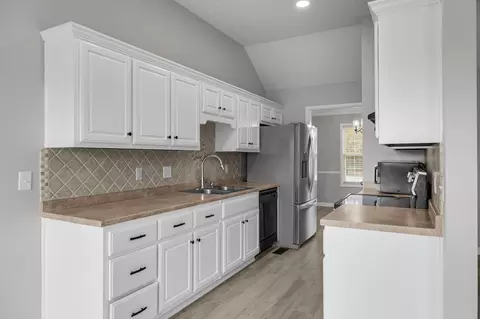 635 Crescent Rd, Murfreesboro, TN 37128 photo 8