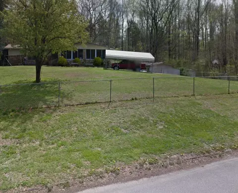 13776 Dell Dr, Soddy Daisy, TN 37379