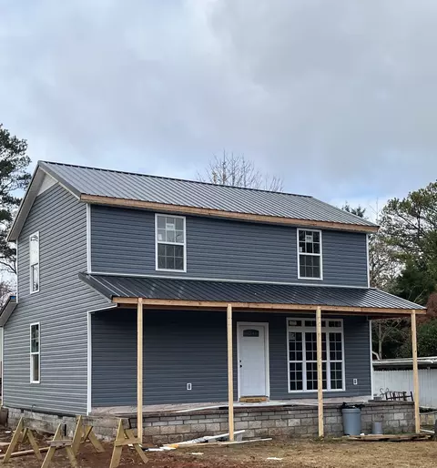 203 5th Ave N, Decherd, TN 37324