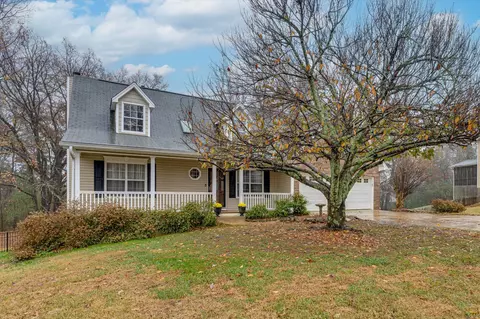 9924 Rolling Wind Dr, Soddy Daisy, TN 37379