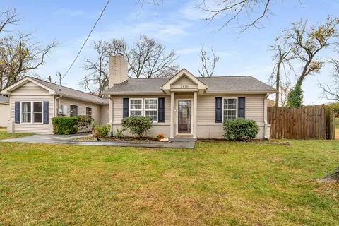 2816 Hartford Dr, Nashville, TN 37210